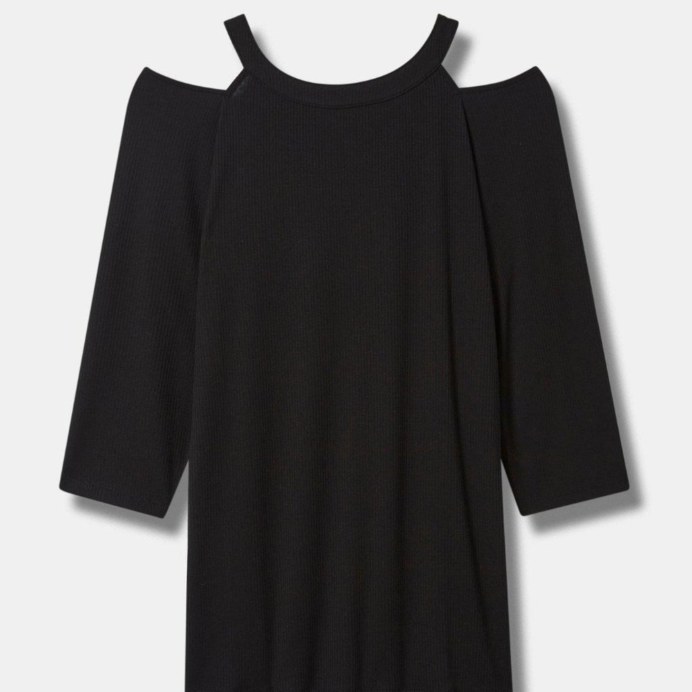 HOW TO WEAR IT Fitted Super Soft Rib Goddess Cutout Long Sleeve Tee